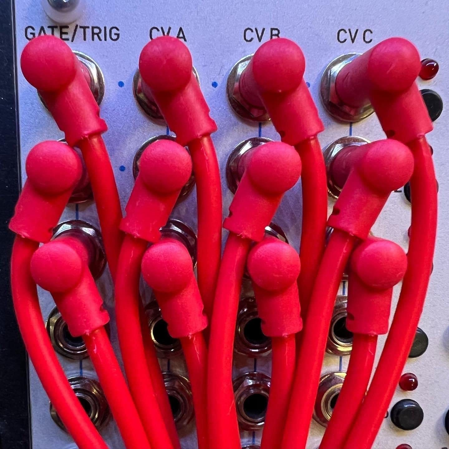 Starving Students Music Supplies SSMS - Luigis Modular M-PAR Right Angled Eurorack Patch Cables - Package of 5 Red Cables (60cm)