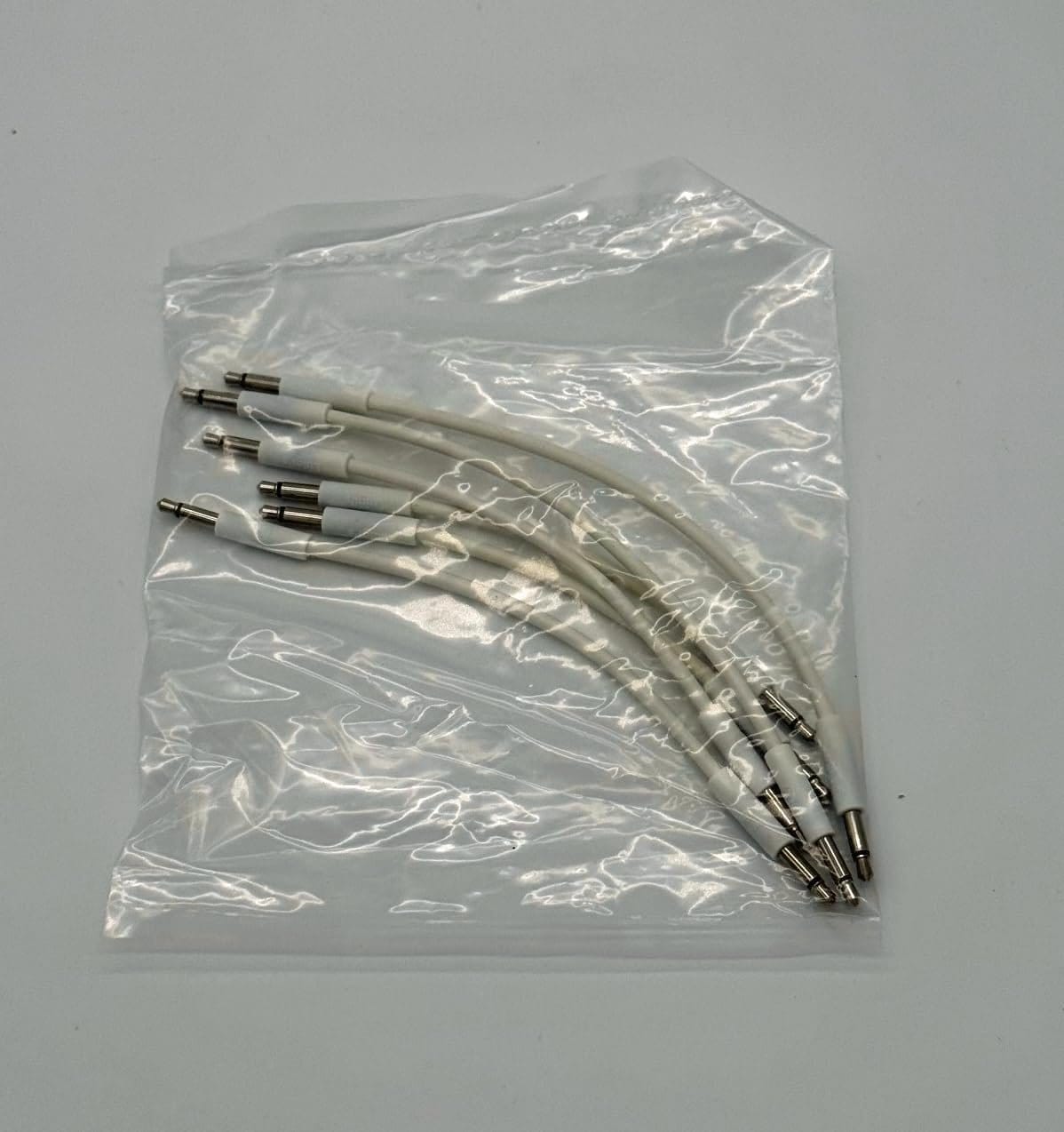 Starving Students Music Supplies Luigi's Modular mPatch Mini Eurorack Patch Cables - White 2 Each - 5cm, 8cm. &11cm